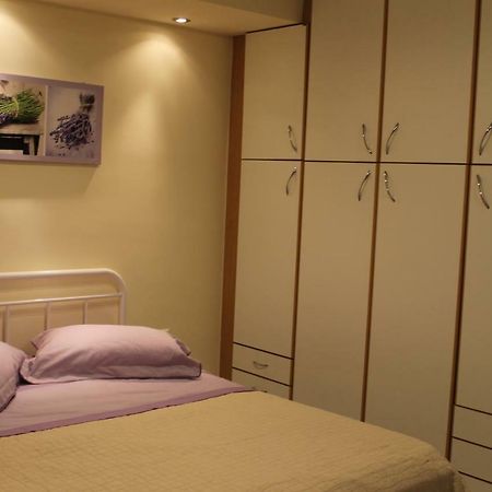 Cozy Studio Apartment In Pireus エクステリア 写真