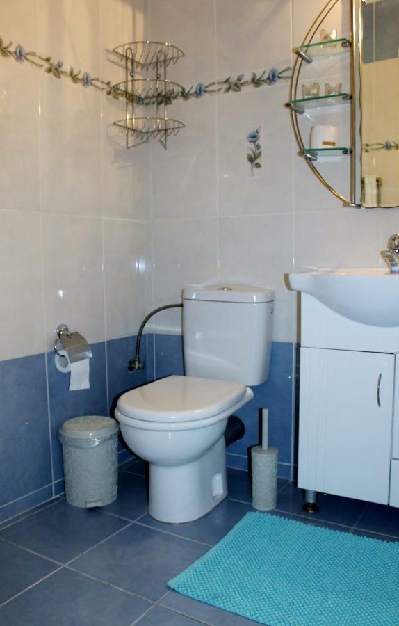 Cozy Studio Apartment In Pireus エクステリア 写真