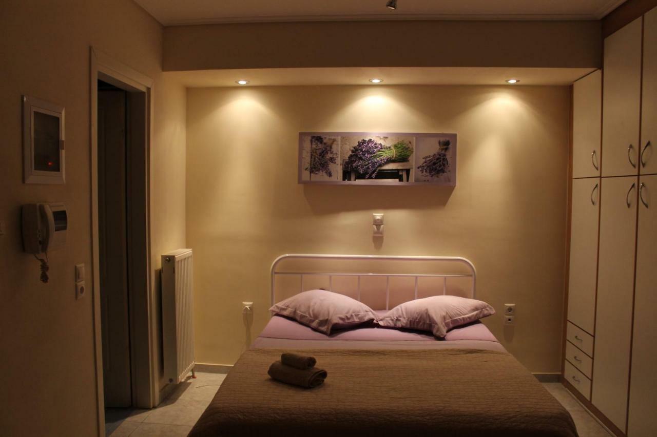 Cozy Studio Apartment In Pireus エクステリア 写真