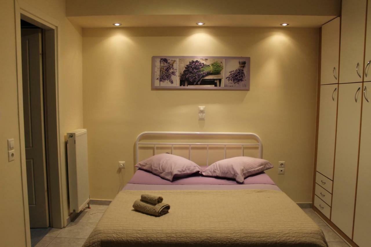Cozy Studio Apartment In Pireus エクステリア 写真