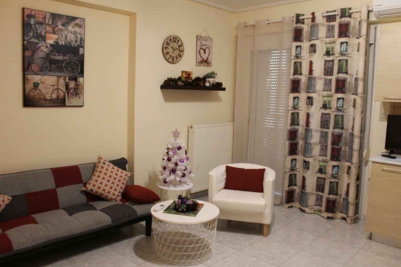Cozy Studio Apartment In Pireus エクステリア 写真