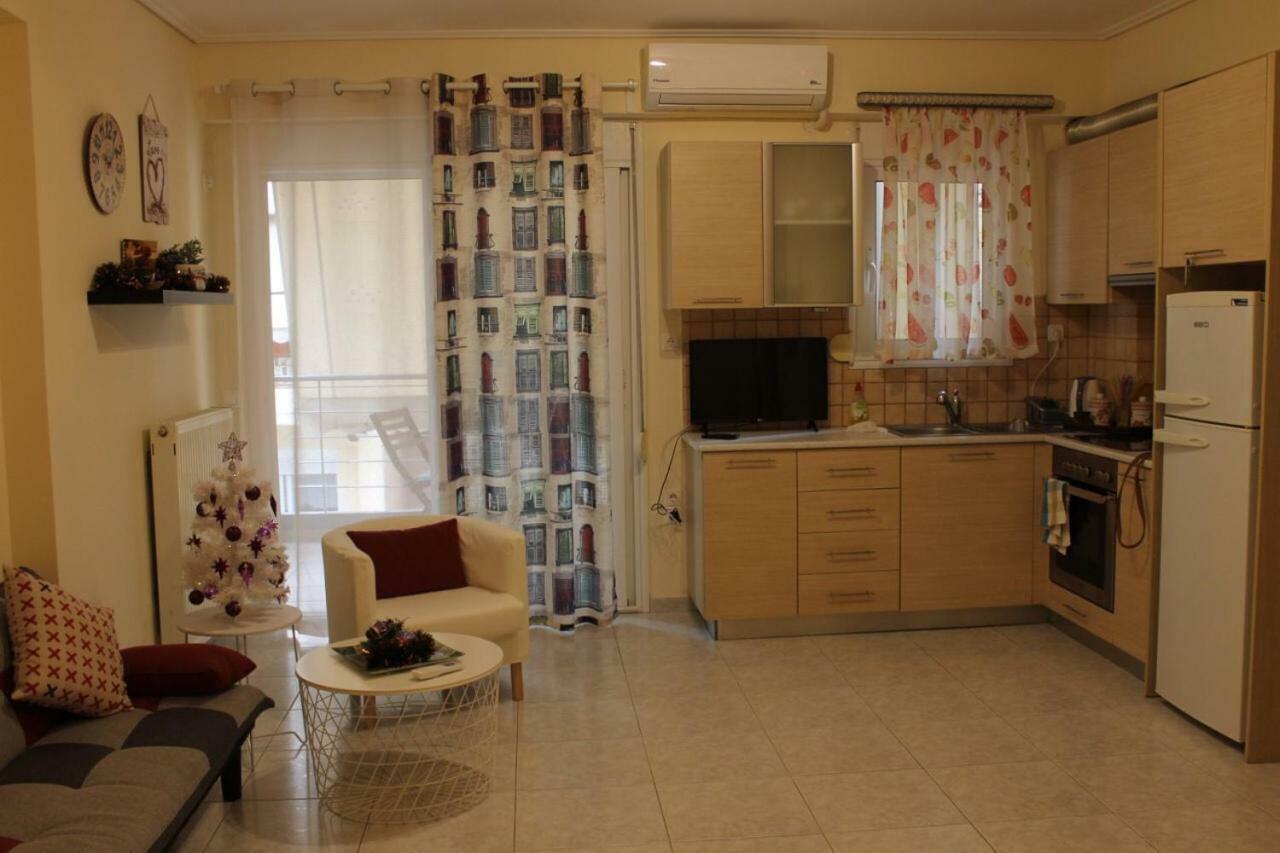 Cozy Studio Apartment In Pireus エクステリア 写真