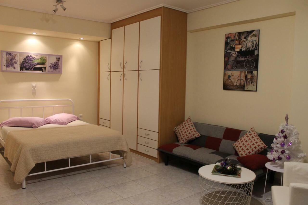 Cozy Studio Apartment In Pireus エクステリア 写真